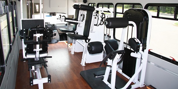 Владелец InForm Fitness запустил спортивный автобус для рекламы сети клубов