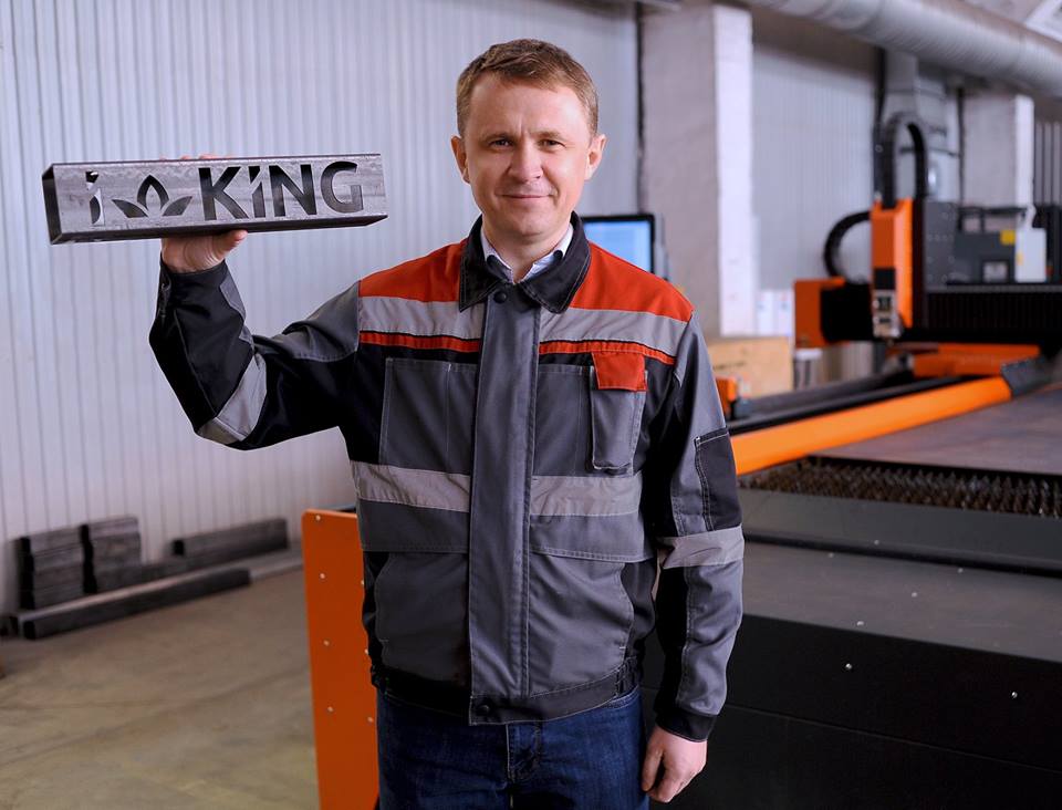лазер на IRON KING.jpg